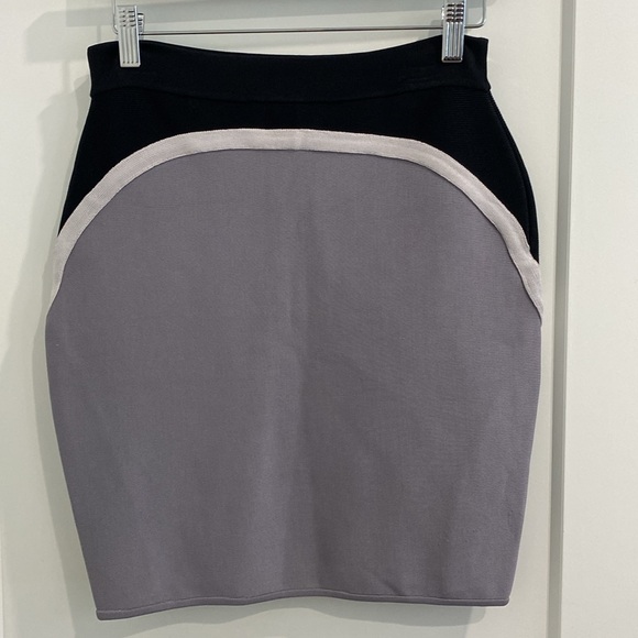 Bebe Color Block Bandage Mini Skirt |Size Large - Picture 5 of 9